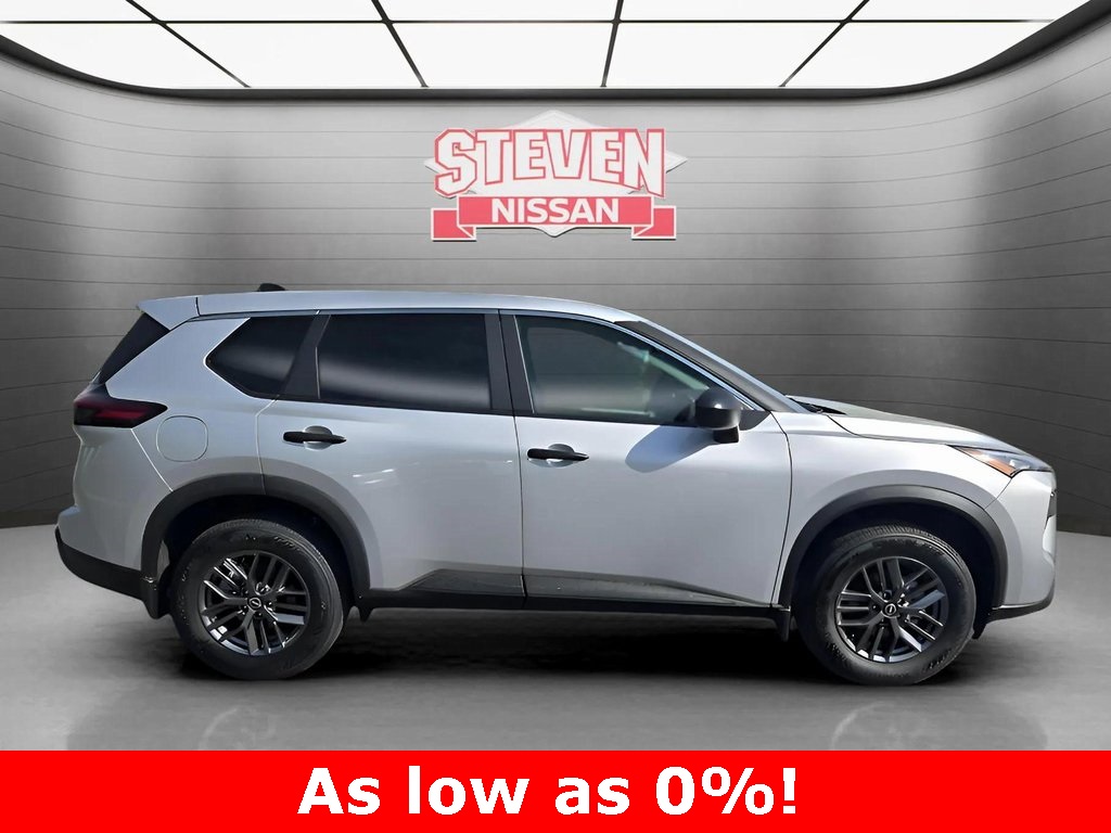 2025 Nissan Rogue S photo 2