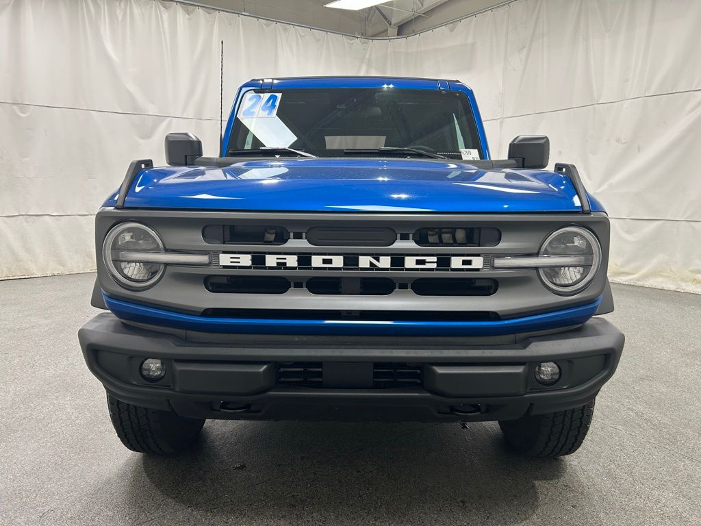 2024 Ford Bronco Big Bend photo 2