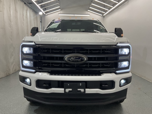 2024 Ford F-250 photo 3