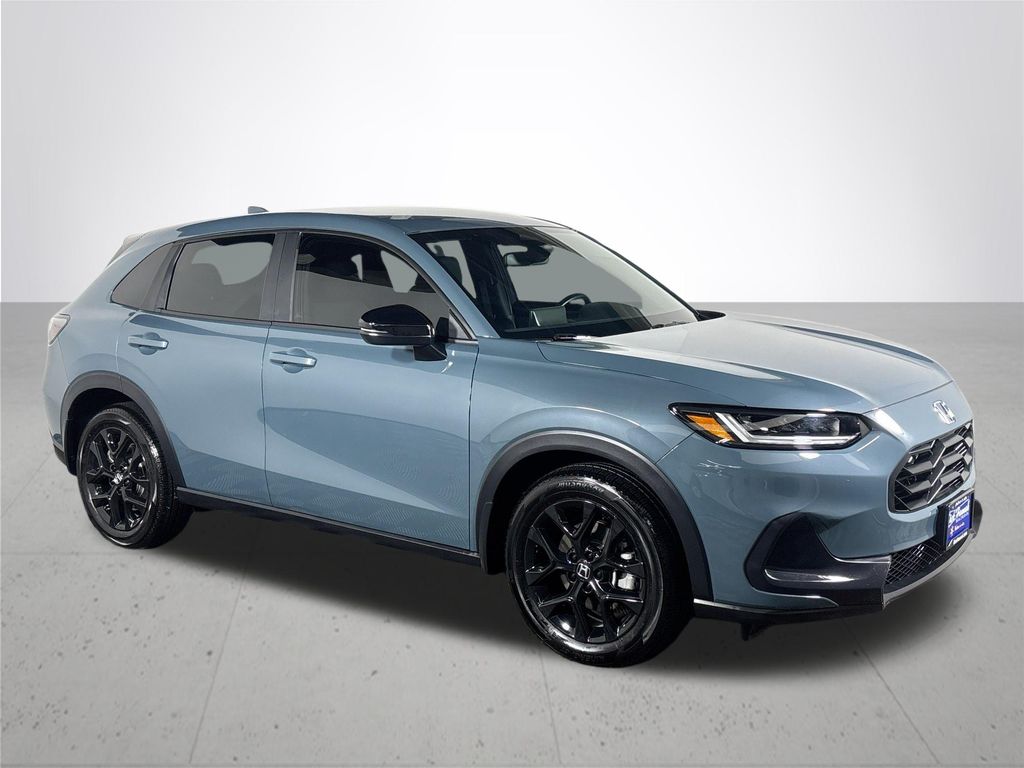 2025 Honda HR-V Sport photo 4