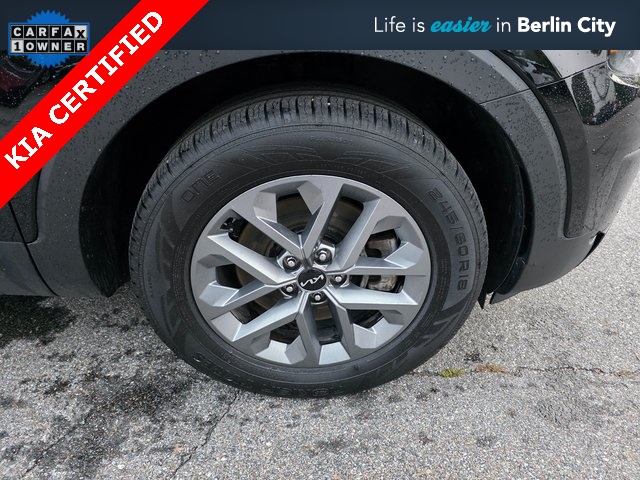 2023 Kia Telluride LX photo 8