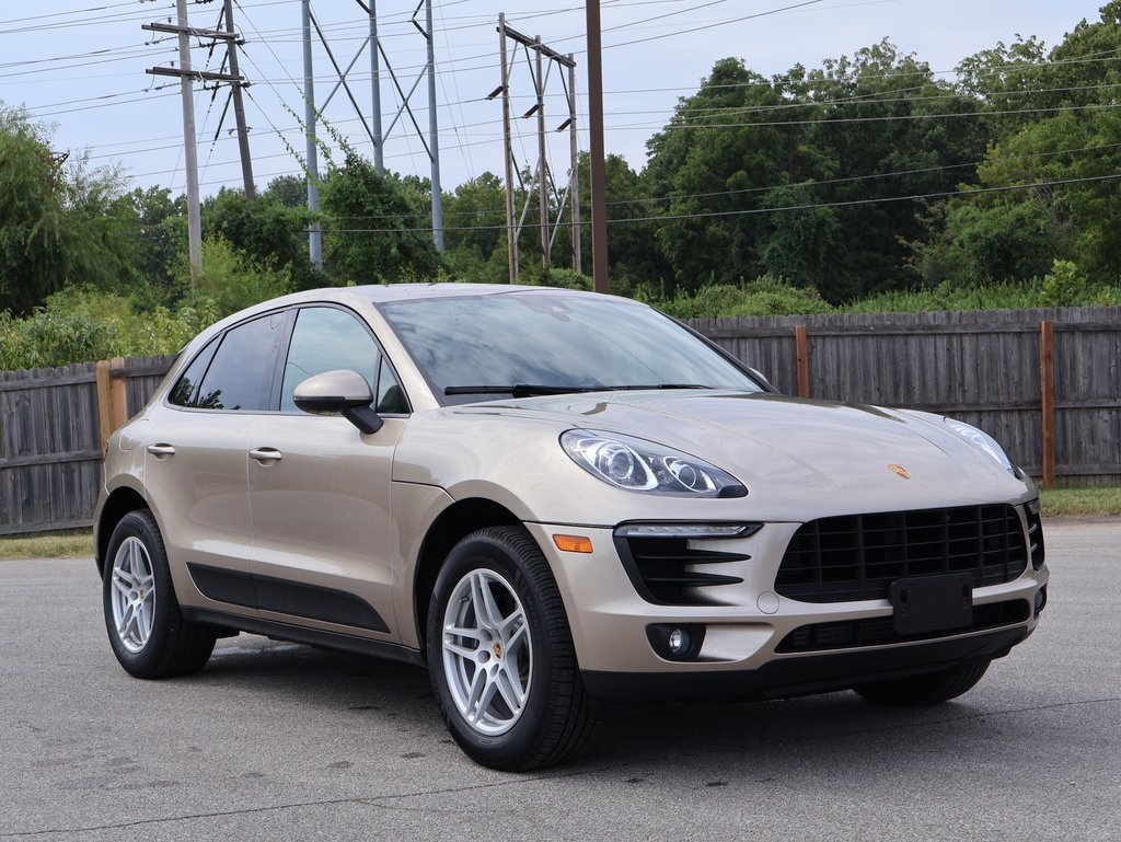 2017 Porsche Macan photo 10