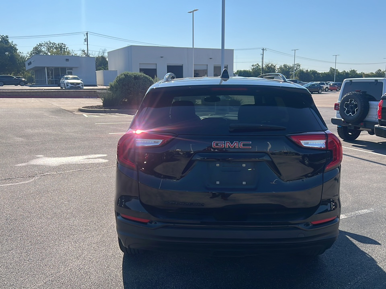 2022 Gmc Terrain SLE photo 2