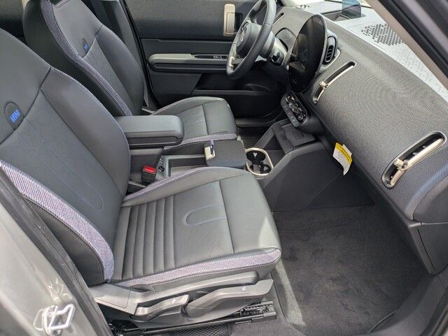 2025 Mini Countryman S ALL4 photo 28