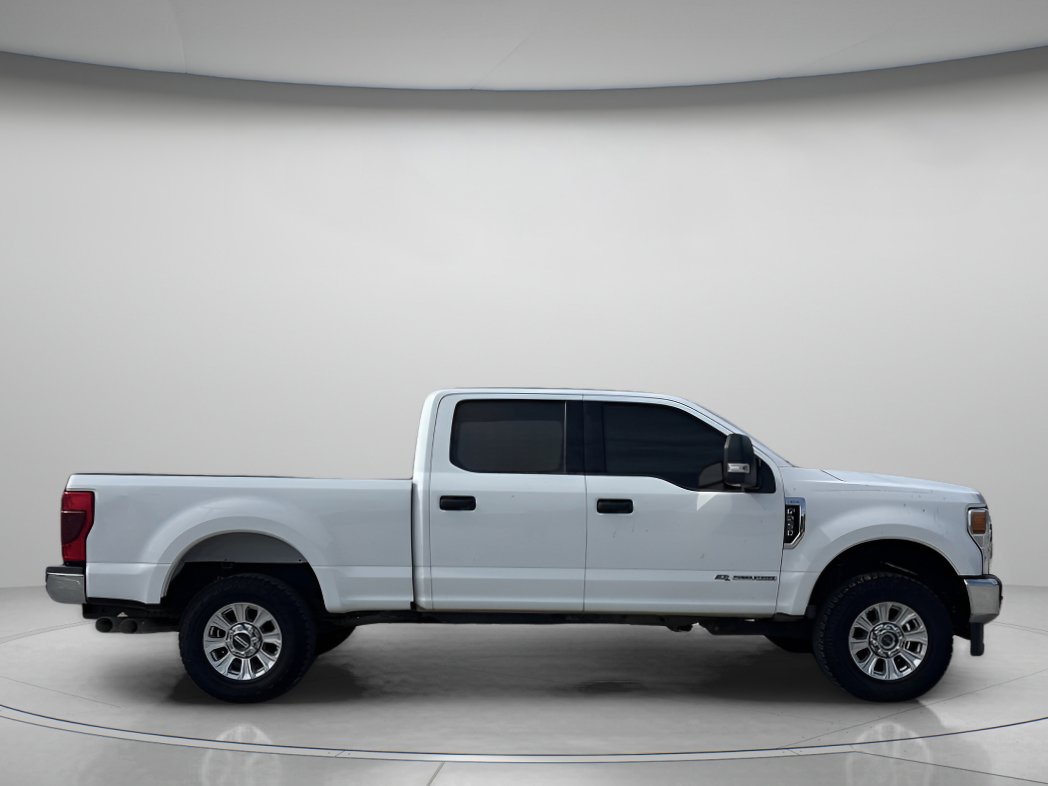 2022 Ford F-250 XLT photo 2