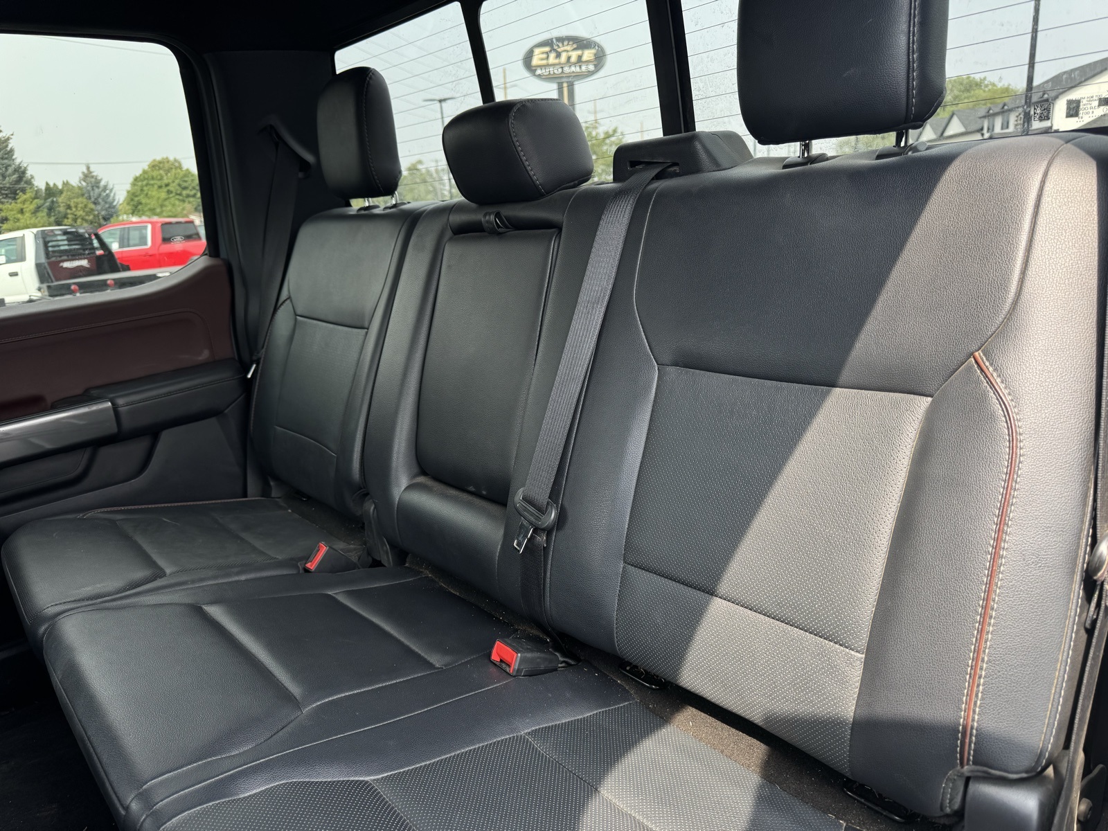 2023 Ford F-150 Lariat photo 10