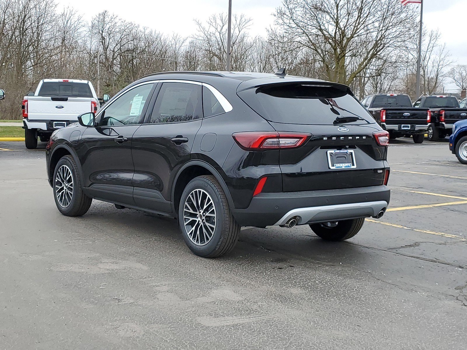 2024 Ford Escape Plug-In Hybrid photo 3