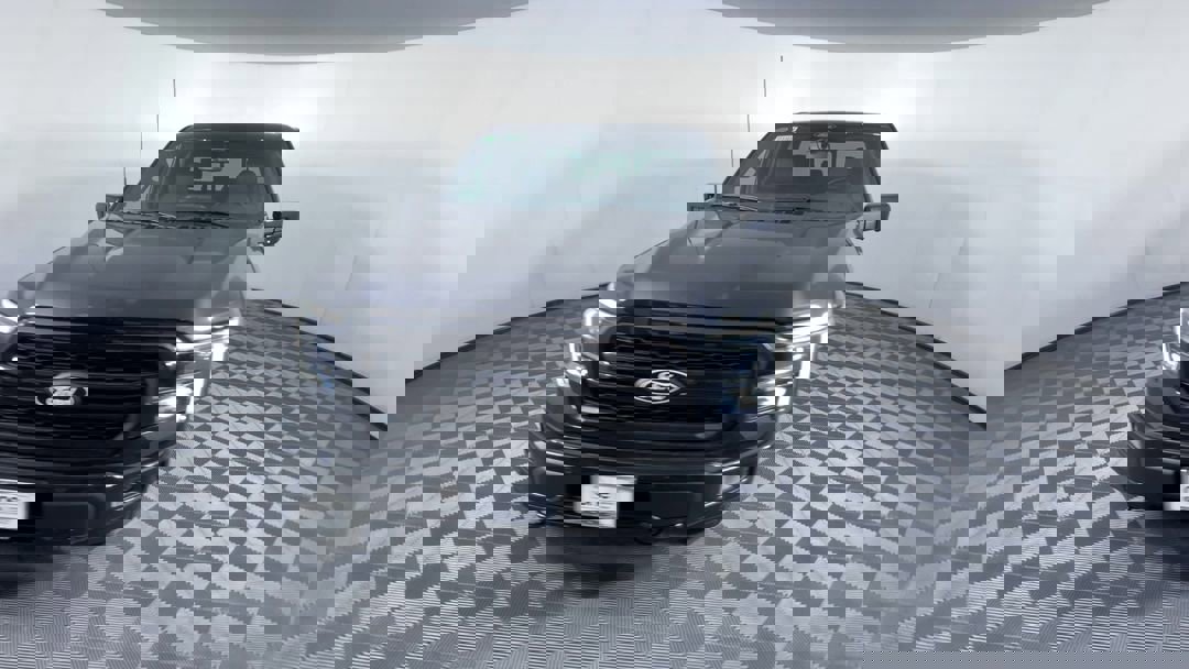 2025 Ford F-150 Lariat photo 3
