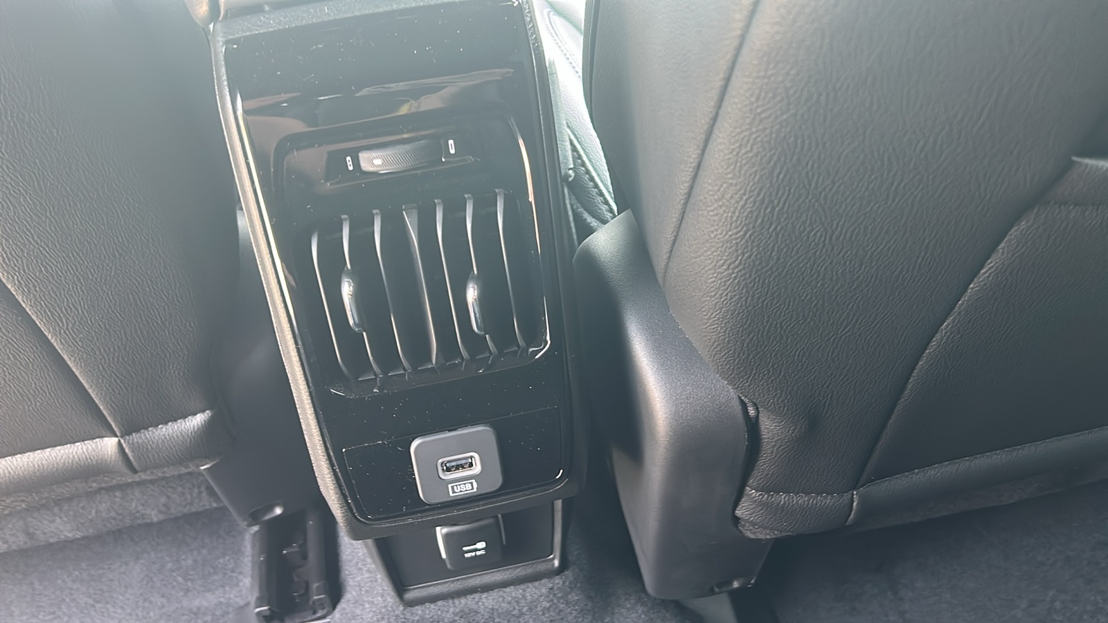 2025 Jeep Compass Latitude photo 30