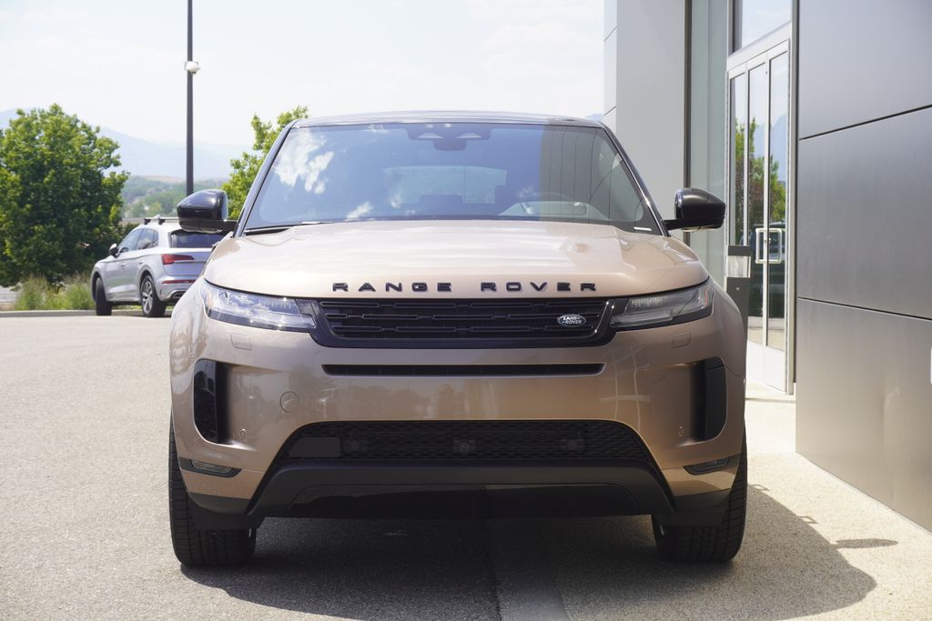 2026 Land Rover Range Rover Evoque S photo 5