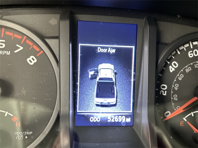2022 Toyota Tacoma SR photo 19