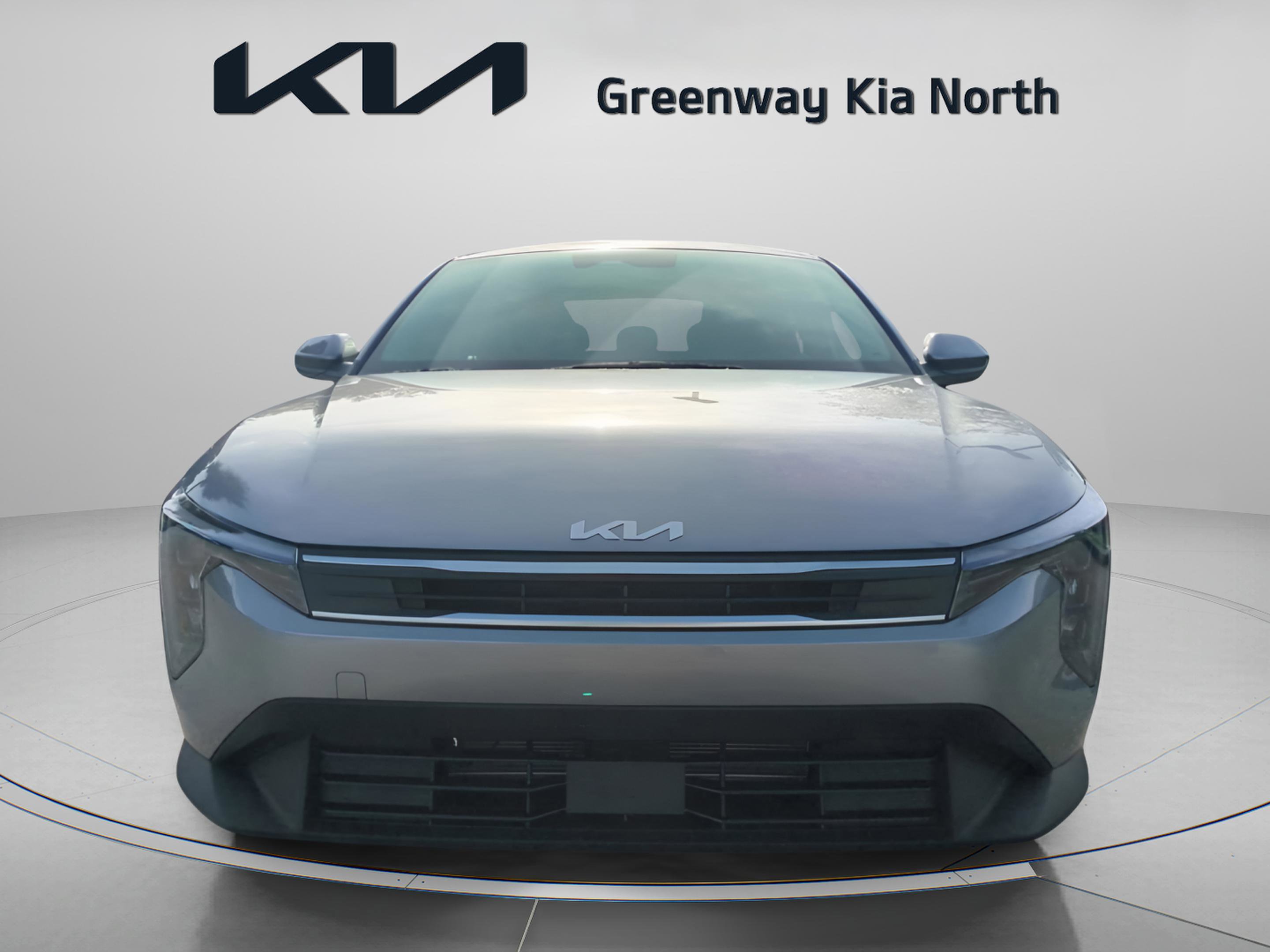 2025 Kia K4 LXS photo 2