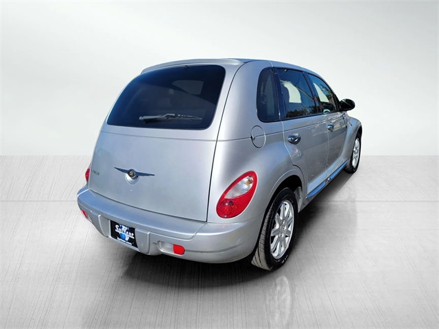 2010 Chrysler PT Cruiser Touring photo 4