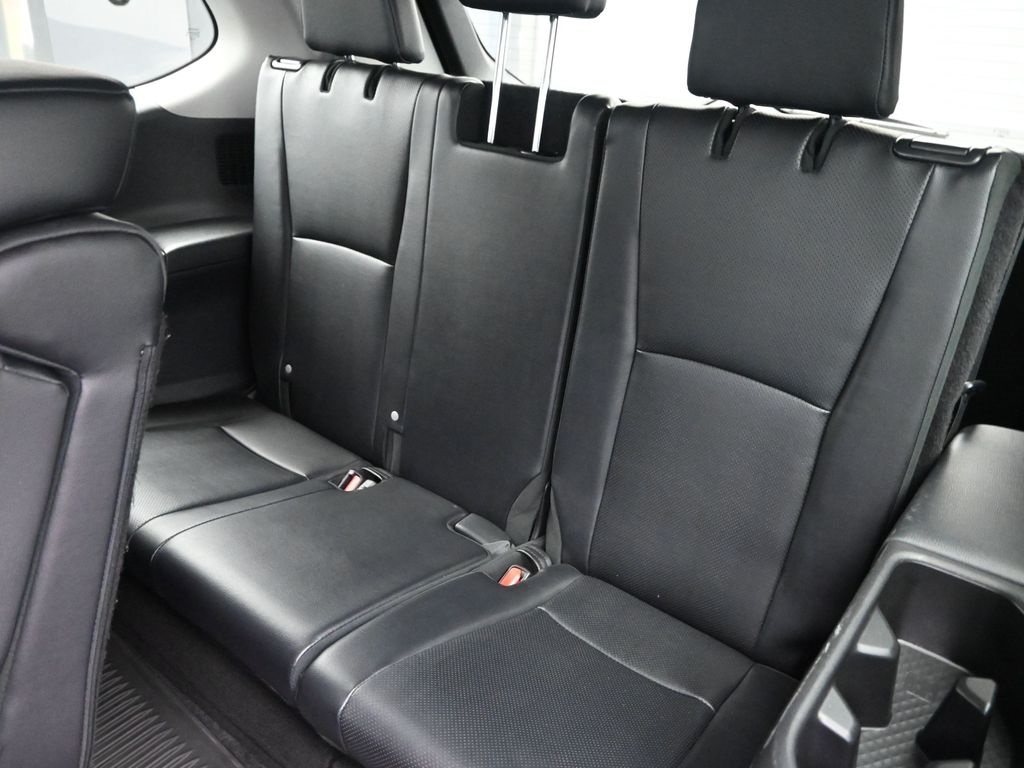 2024 Toyota Grand Highlander XLE photo 9