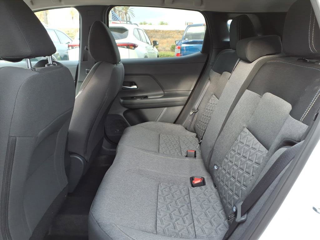 2026 Nissan Kicks SV photo 8