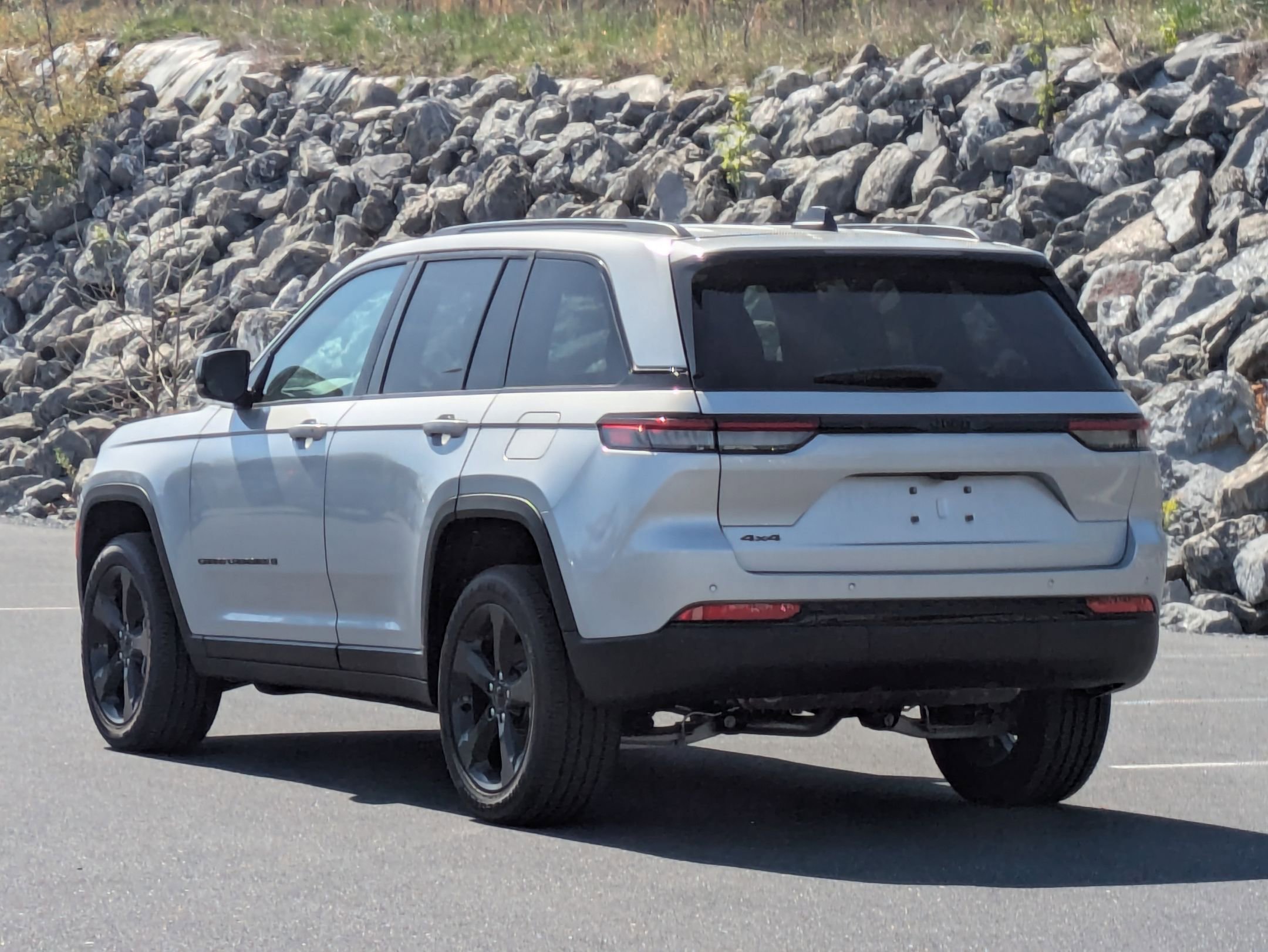 2025 Jeep Grand Cherokee Altitude X photo 4