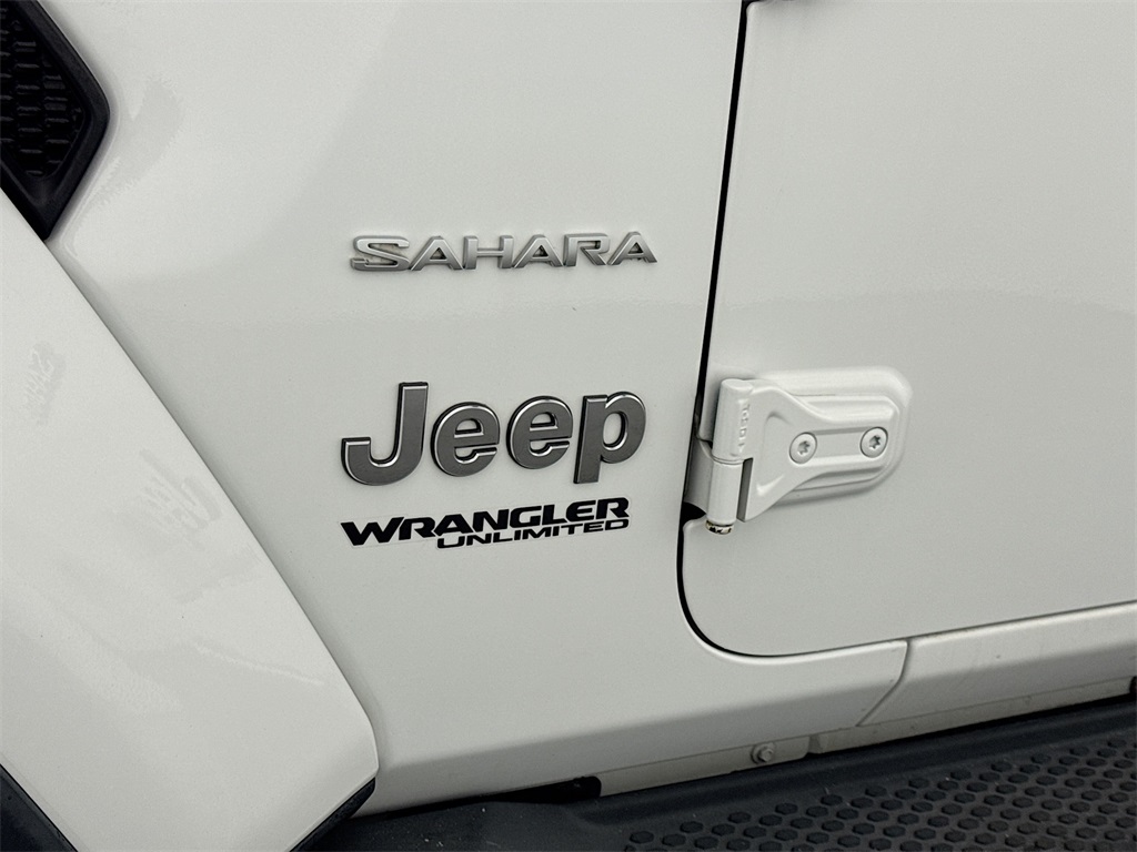 2019 Jeep Wrangler Unlimited Sahara photo 20