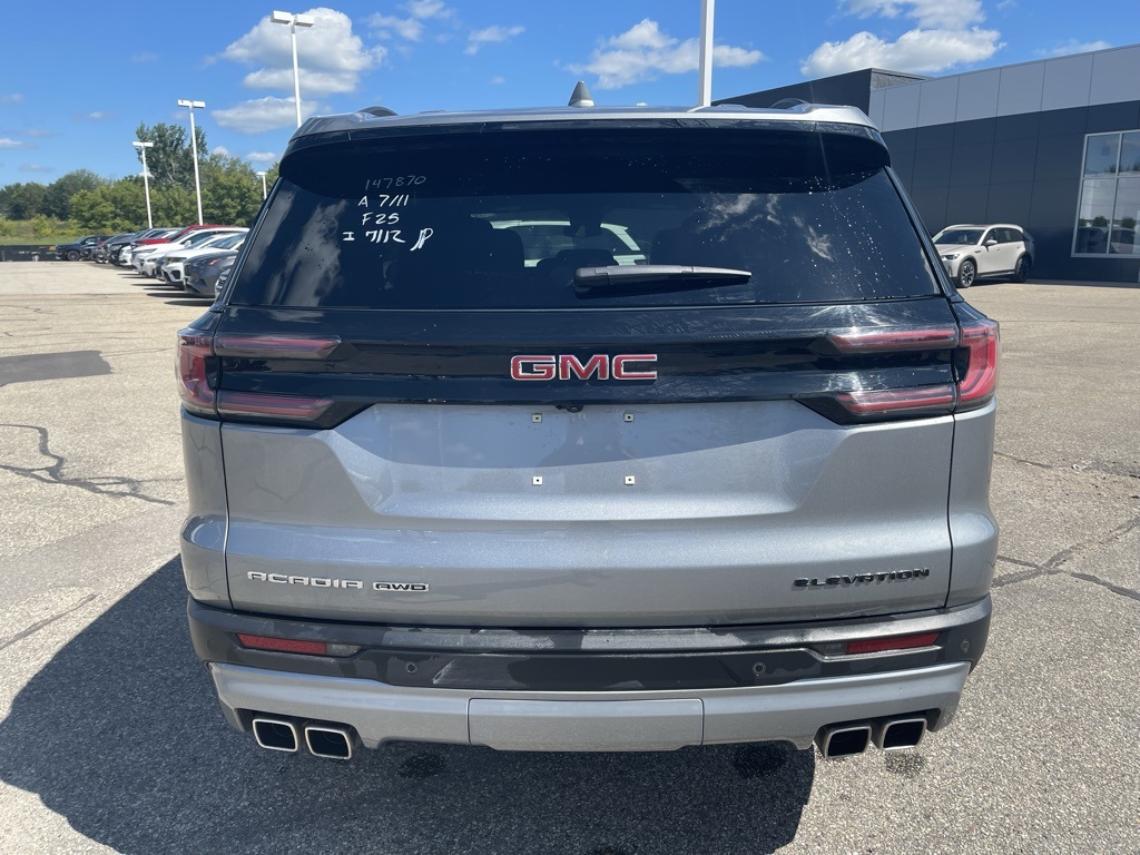 2025 Gmc Acadia Elevation photo 3