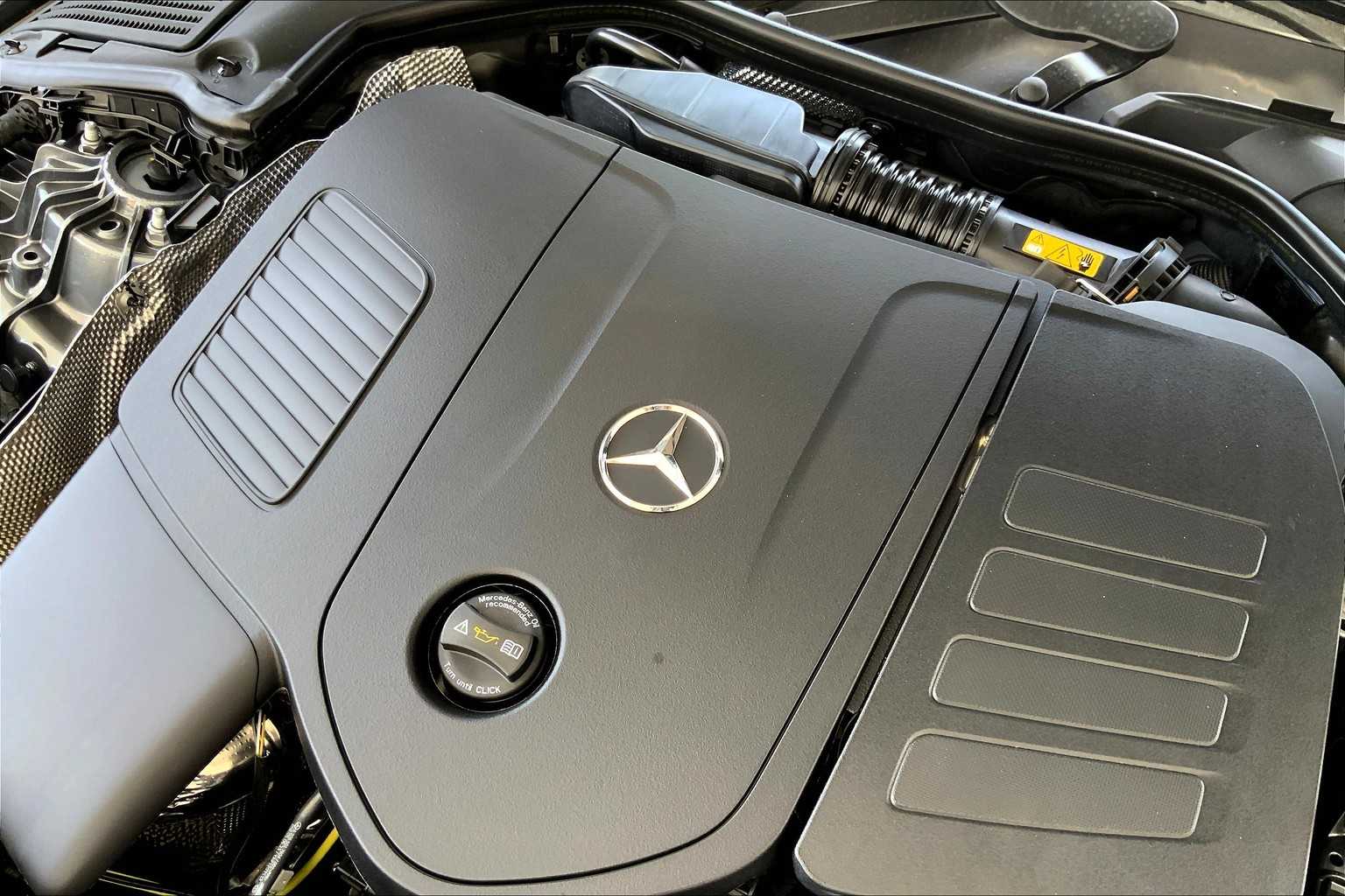 2025 Mercedes Benz C 300 photo 18
