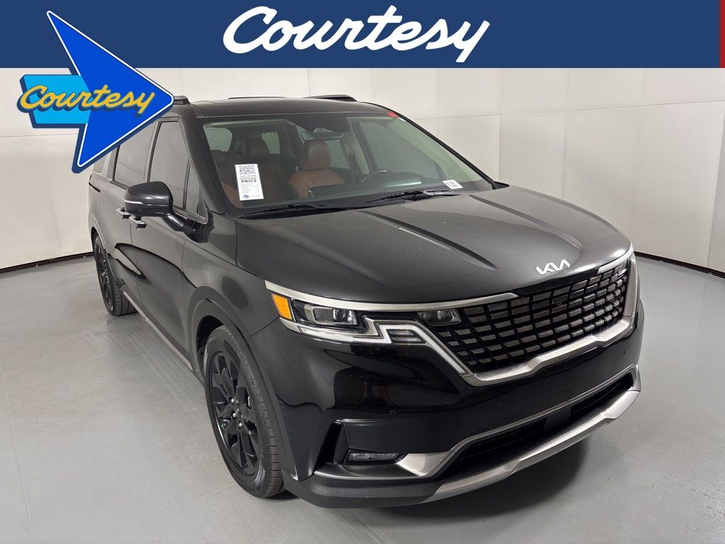 2023 Kia Carnival SX Prestige's photo