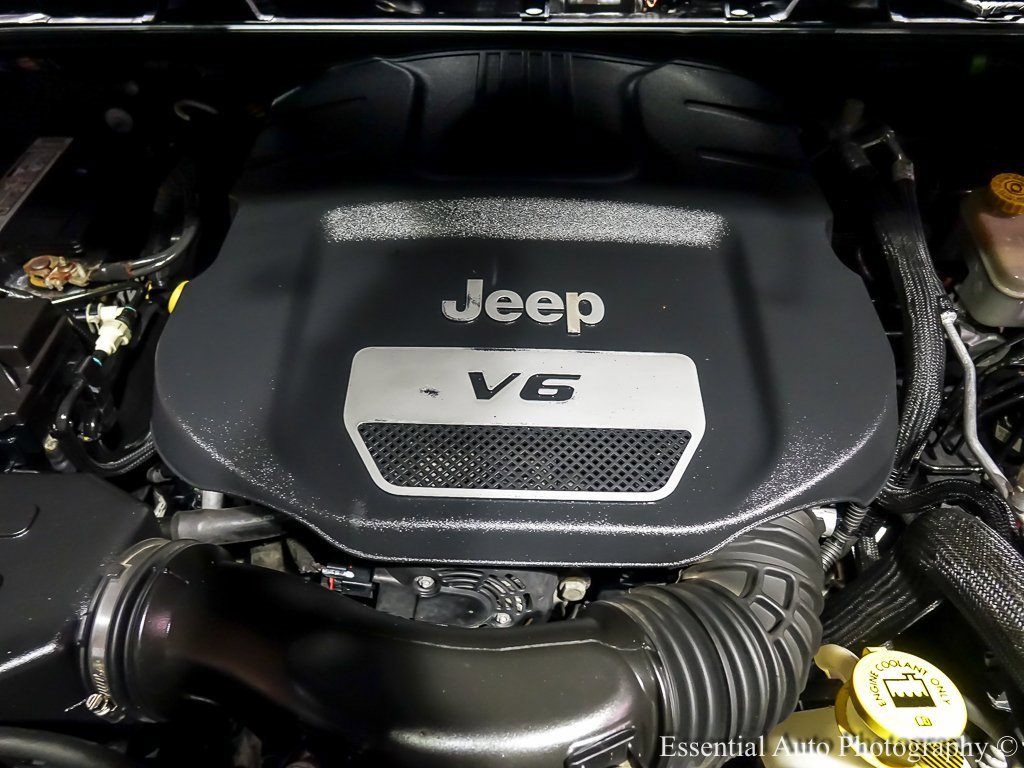 2017 JEEP WRANGLER - Image 28