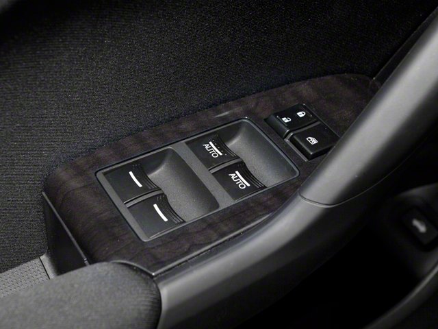 2011 Acura TSX photo 16