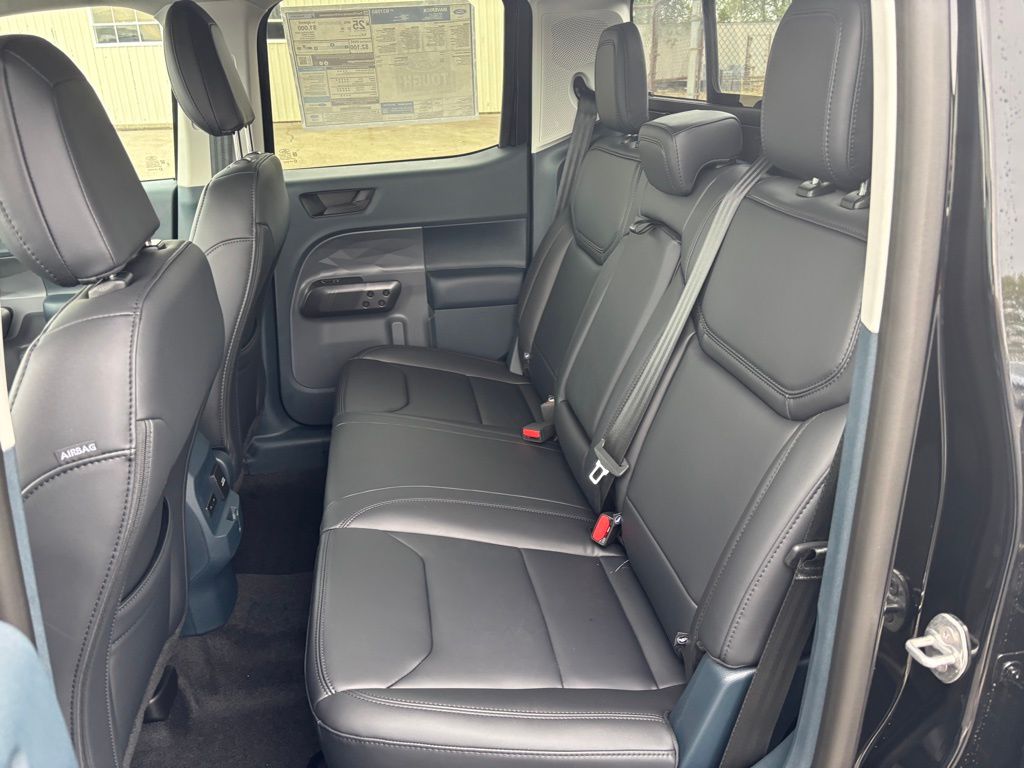 2025 Ford Maverick Lariat photo 22