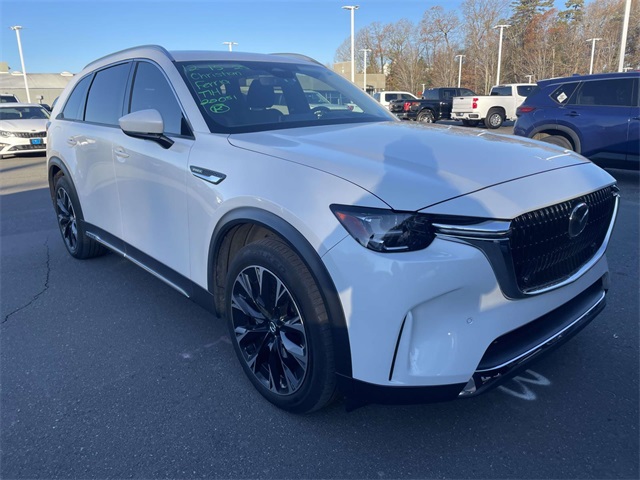 2024 Mazda CX-90 Premium Package's photo