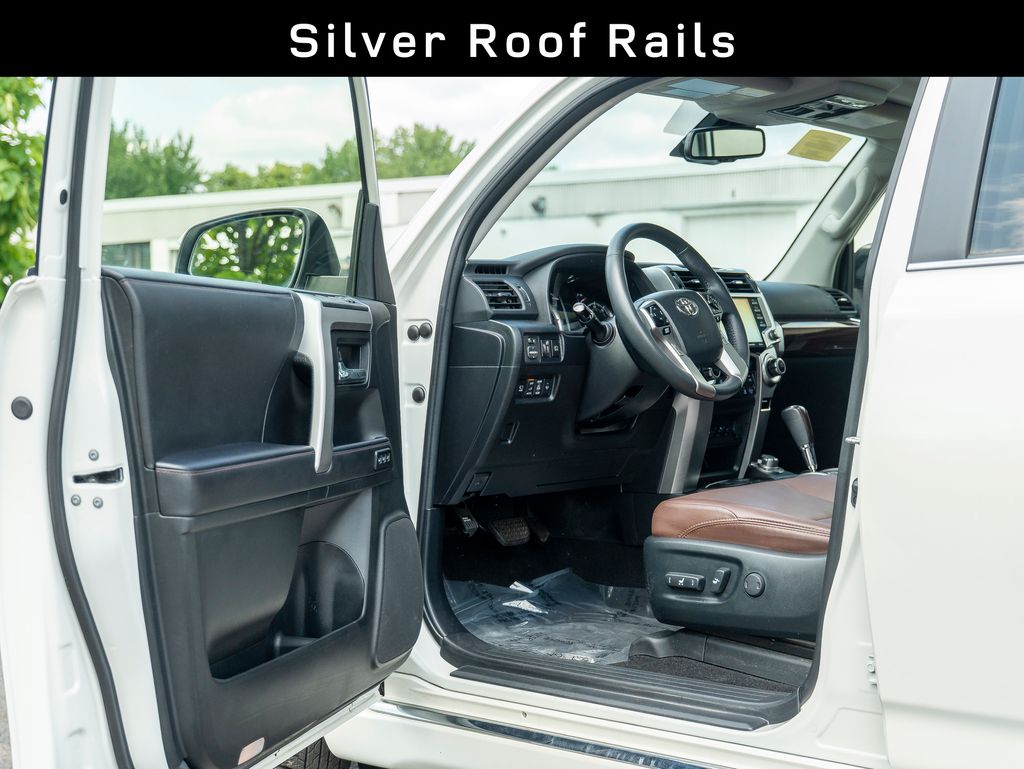 2022 Toyota 4Runner Limited photo 10