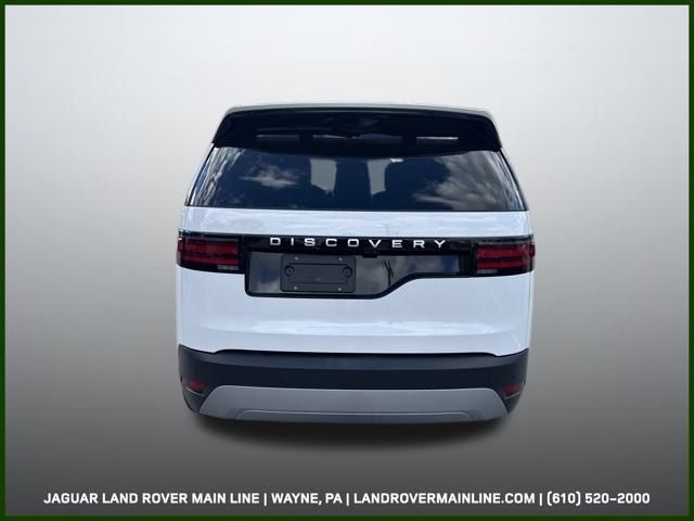 2026 Land Rover Discovery S photo 3