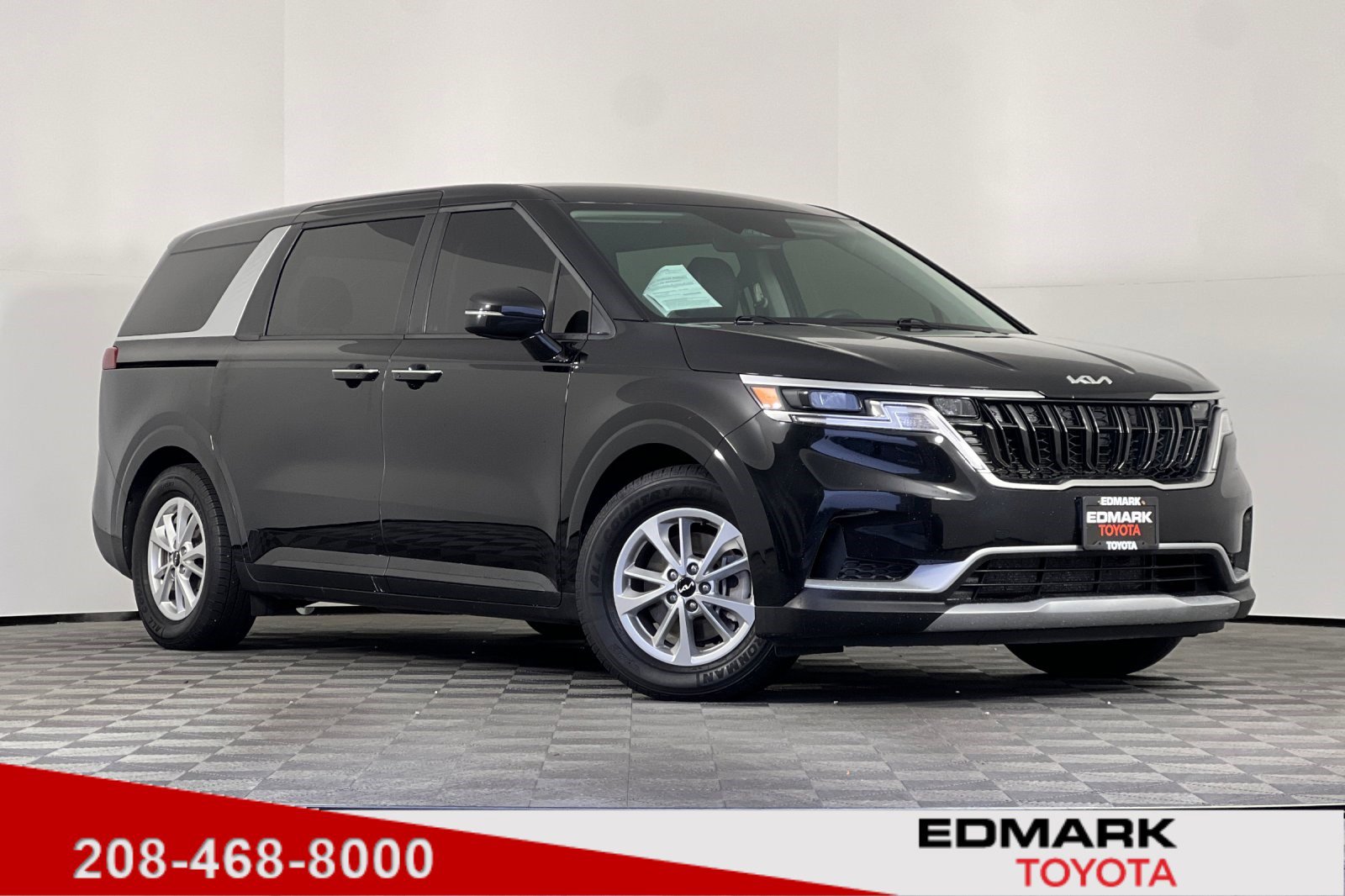 2024 Kia Carnival LX Seat Pkg's photo