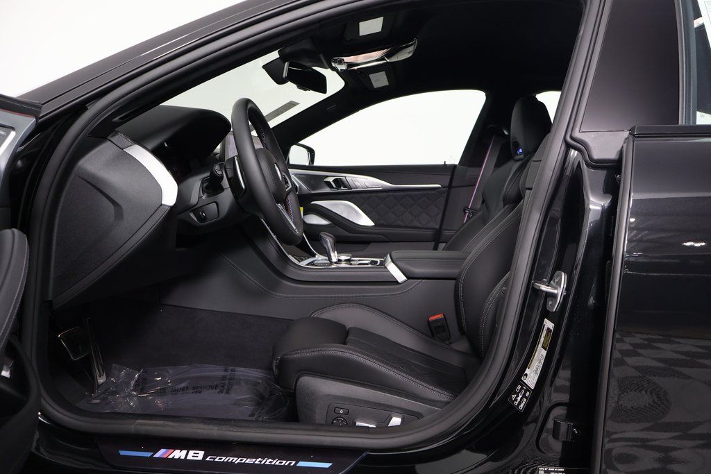 2025 Bmw M8 Competition photo 3