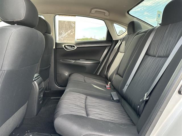 2018 Nissan Sentra S photo 14