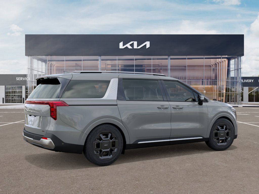 2026 Kia Carnival SX photo 6