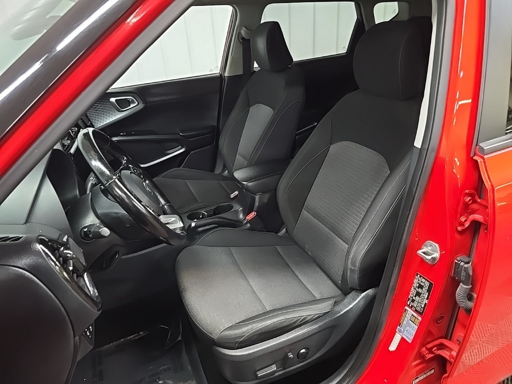 2020 Kia Soul EX photo 30