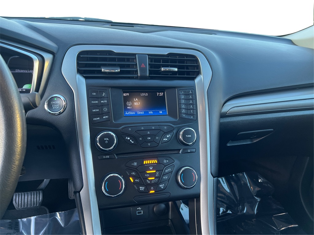 2017 Ford Fusion Hybrid S photo 12