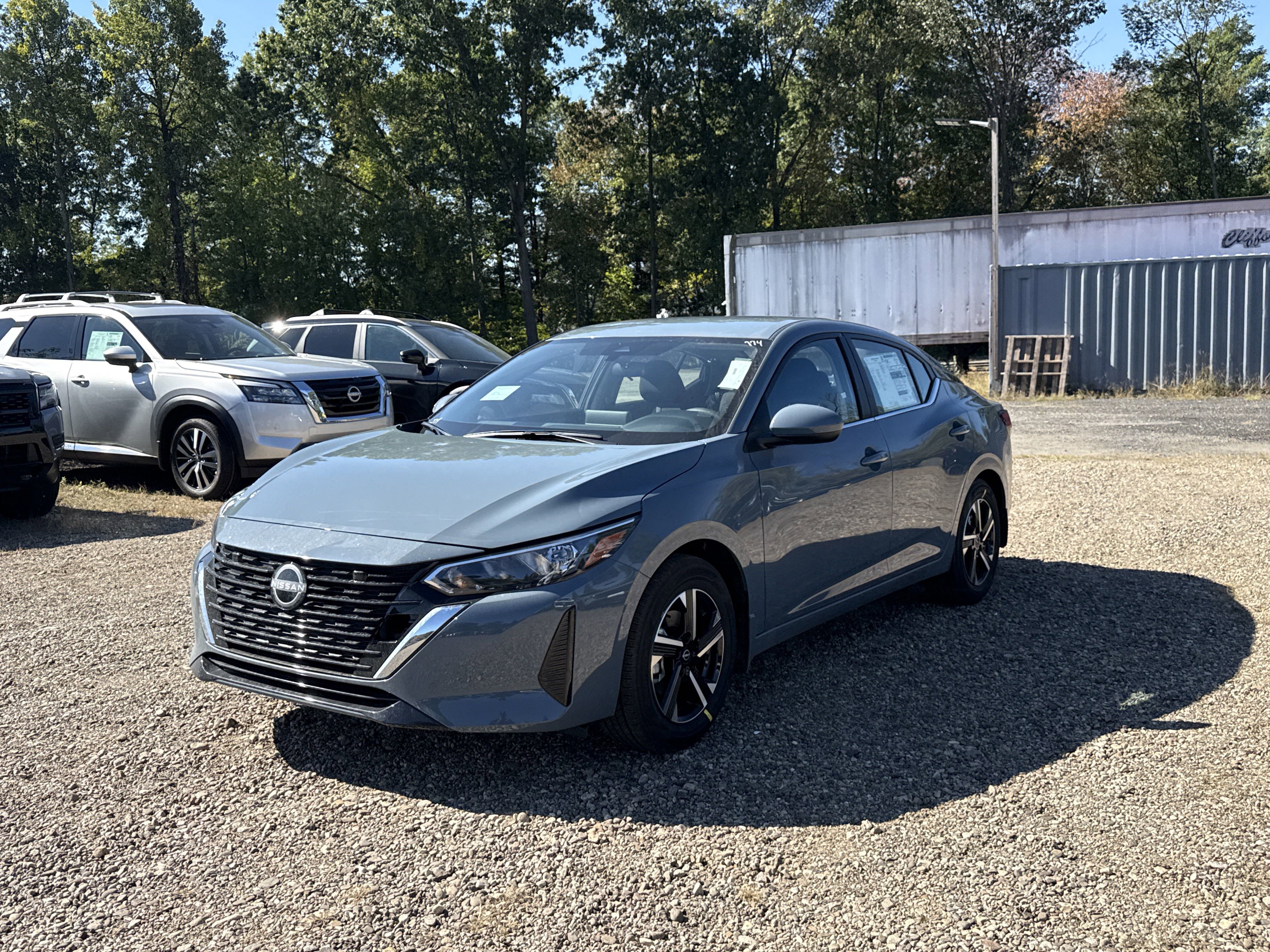 2025 Nissan Sentra SV's photo