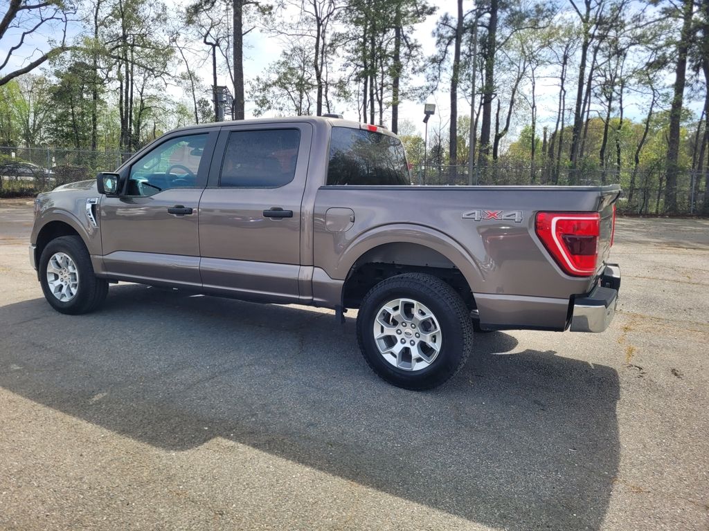 2023 Ford F-150 XLT photo 3