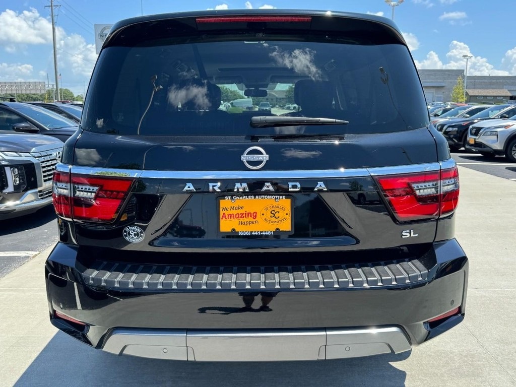 2024 Nissan Armada SL photo 3