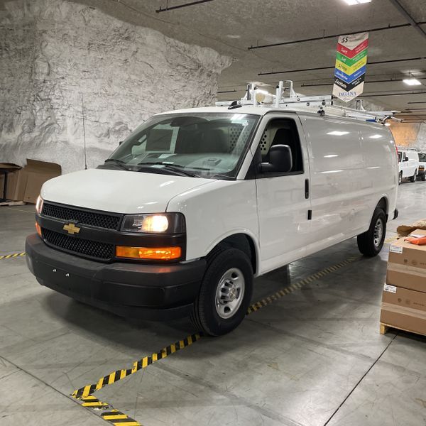 2025 Chevrolet Express Cargo Work Van's photo