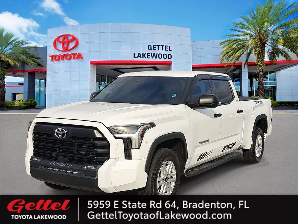 Pre-Owned 2023 Toyota Tundra SR5 4D CrewMax in Bradenton #L052163A
