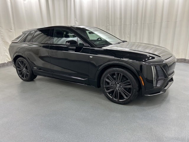 2026 Cadillac LYRIQ V Premium's photo