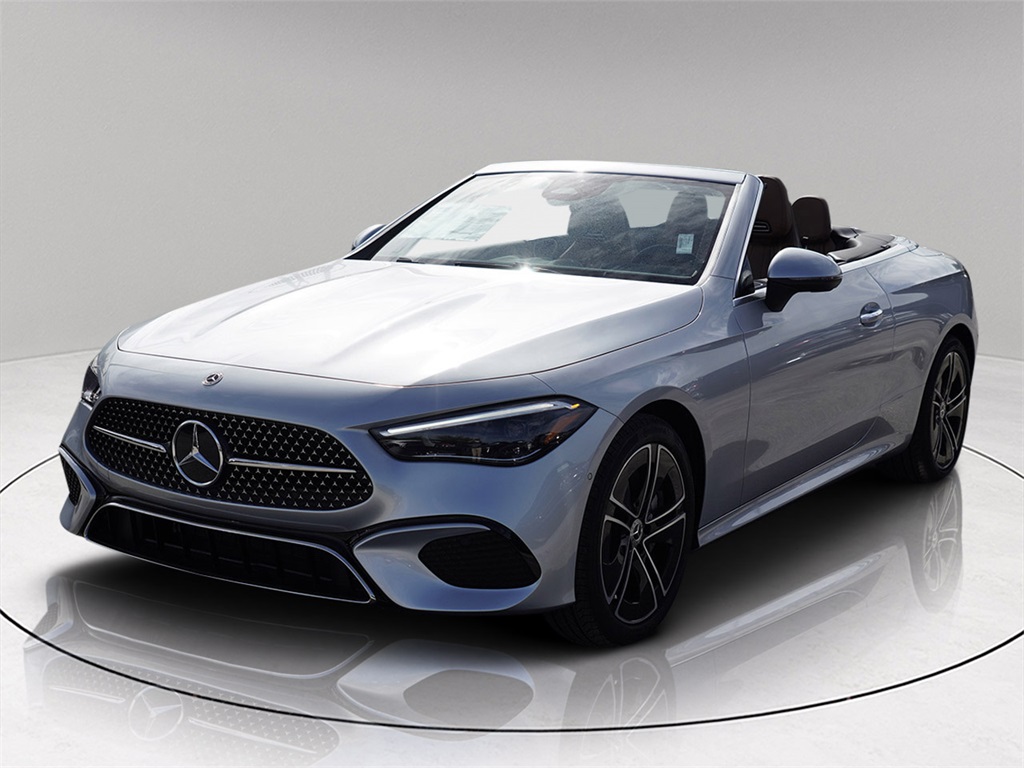 2026 Mercedes Benz CLE 300 4MATIC Cabriolet photo 4