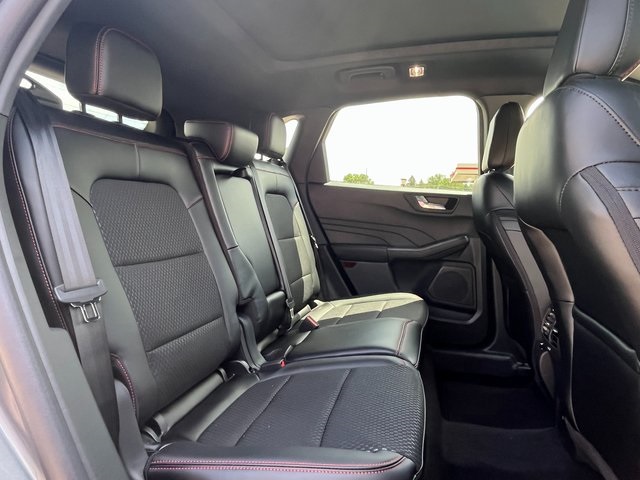 2025 Ford Escape ST-Line photo 10