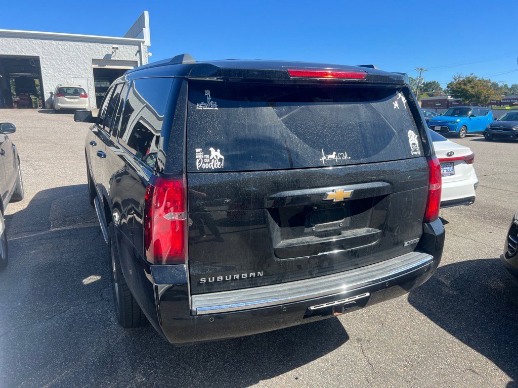 2017 Chevrolet Suburban Premier photo 2