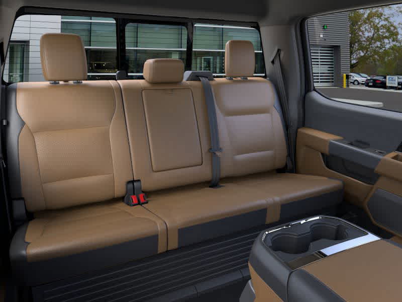 2025 Ford F-350 Lariat photo 11