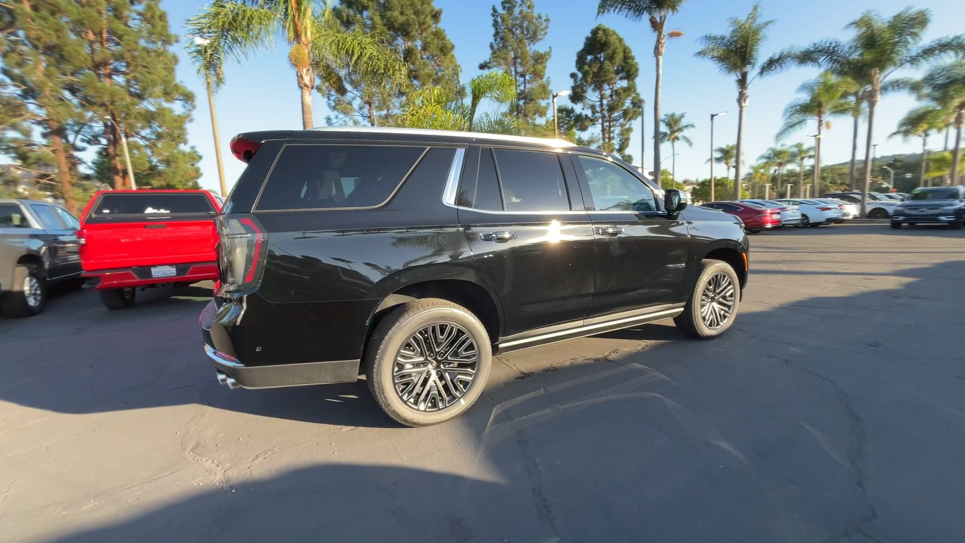 2026 Chevrolet Tahoe Premier photo 2