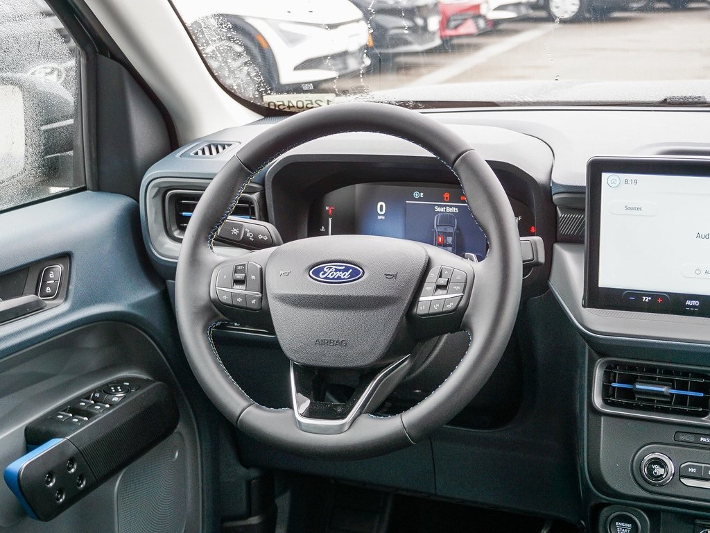 2025 Ford Maverick photo 15