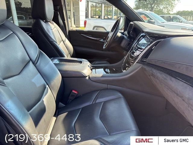 2019 Cadillac Escalade ESV Platinum photo 35