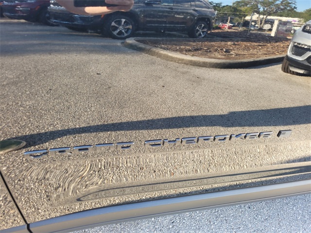 2025 Jeep Grand Cherokee Altitude X photo 2